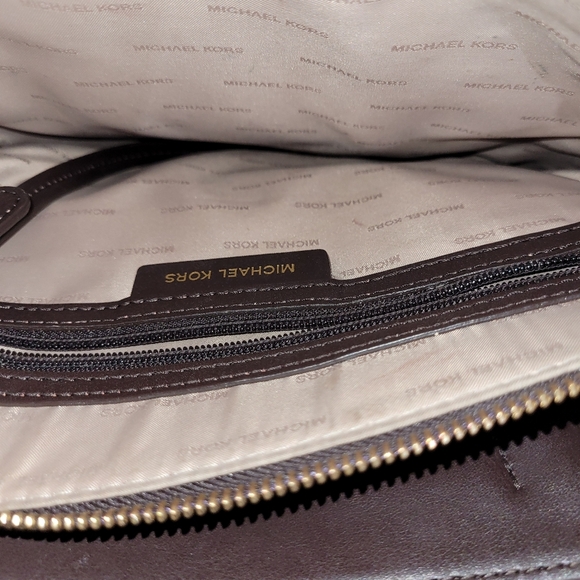 Michael Kors Metallic Signature Accordion Mercer Tote - Picture 3 of 5